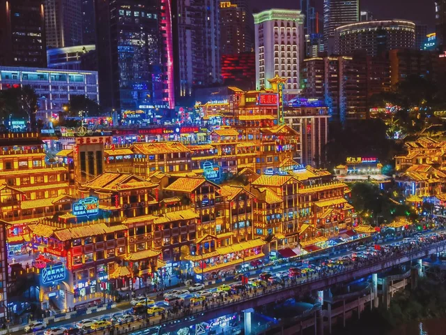 10 Tempat Terbaik untuk Dikunjungi di Chongqing, Kota Pegunungan di Tiongkok